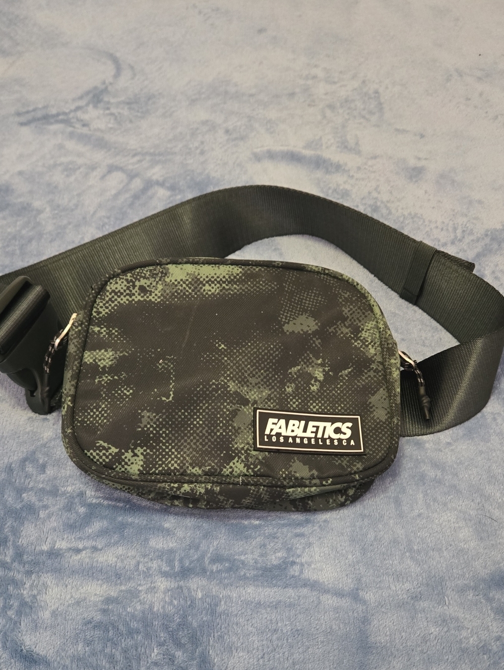 Fabletics Men's Black and Green Camouflage Belt Bag